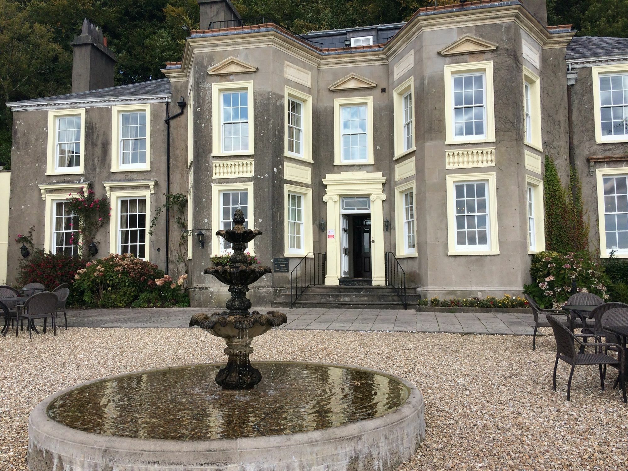 New House Country Hotel Cardiff Dış mekan fotoğraf